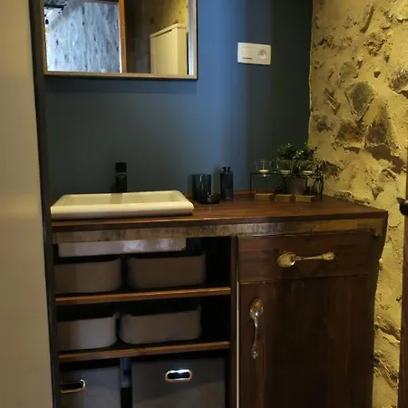 L'Atelier - Gite Urbain Chaleureux Saint-Hubert Exterior foto